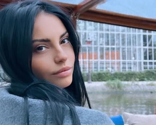 Το ξέσπασμα της Δήμητρας Αλεξανδράκη: “Αναρωτιέμαι, ήταν πάντα ο κόσμος τόσο αρρωστημένος;”