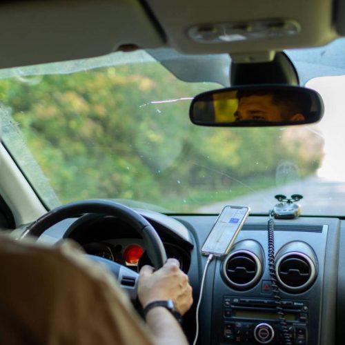 Οδηγείς μόνος σου στο αυτοκίνητο -Έρχεται μπλόκο για τους μοναχικούς οδηγούς