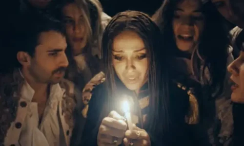 Ελένη Φουρέιρα: Το ανατριχιαστικό videoclip για τα γενέθλιά της, «Χρόνια Πολλά» (Βίντεο)