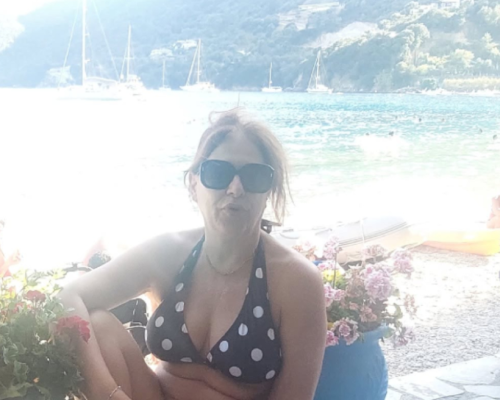 Η φωτογραφία της Ελένης Ράντου από τις διακοπές της στη Λευκάδα με μαγιό: «Δεν είναι νησί, είναι θεραπεία», έγραψε