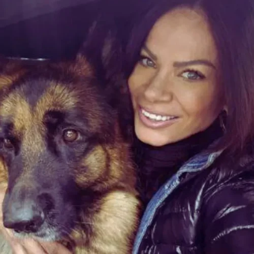 Θλίψη για την Έλλη Αγγελιδάκη: Έφυγε ο σκύλος της μετά από γενναία μάχη με τον καρκίνο – Το συγκινητικό “αντίο” της (Εικόνα)