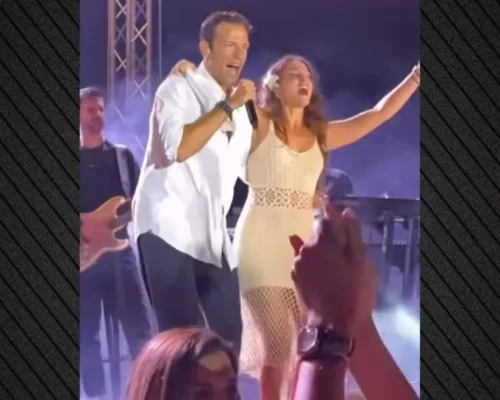 Η Evangelia χόρεψε τις «Καμπάνες» με τον Κωνσταντίνο Αργυρό και ευχήθηκε καλό Δεκαπενταύγουστο, δείτε βίντεο