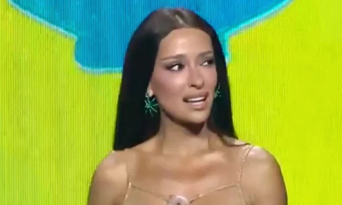 Συγκινήθηκε η Φουρέιρα στα Mad VMA: Δώσατε την ευκαιρία στη μικρή Ελένη από μία ξένη χώρα να κάνει το όνειρό της πραγματικότητα