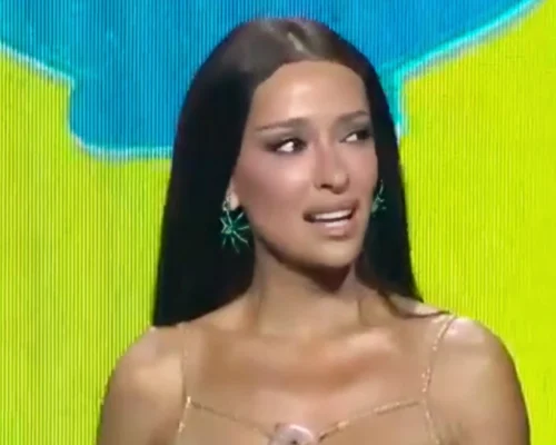 Συγκινήθηκε η Φουρέιρα στα Mad VMA: Δώσατε την ευκαιρία στη μικρή Ελένη από μία ξένη χώρα να κάνει το όνειρό της πραγματικότητα