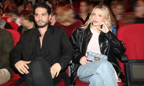 Χαμός στο TikTok με τη Γαρυφαλλιά Καληφώνη να τραγουδά Χρήστο Μάστορα πάνω σε τανκ (Βίντεο)