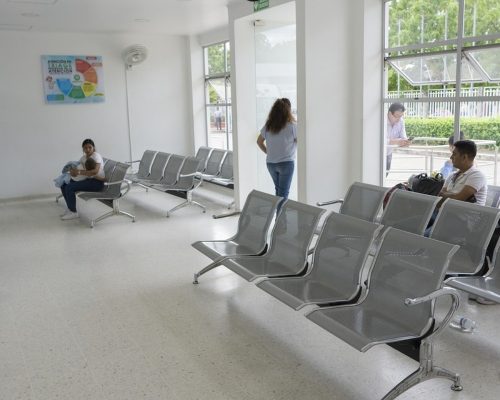 Παντρεμένος γιατρός είχε σeξουαλική επαφή με νοσηλεύτρια, ενώ ο ασθενής βρισκόταν σε αναισθησία