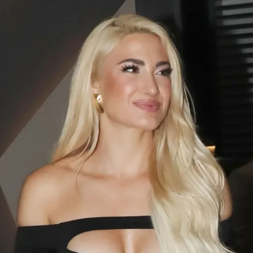 Ιωάννα Τούνη: Πήρε πάλι αναβολή η δίκη για το revenge porn – “Σφίγγω τα δόντια για να μη λυγίσω!”