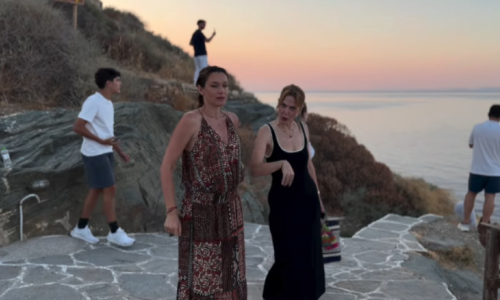 Το βίντεο του Σάκη Ρουβά με την Κάτια Ζυγούλη και τη Ρένα Μόρφη από τη Σίφνο: Υπέροχη στιγμή, με θέα που δύσκολα ξεχνιέται