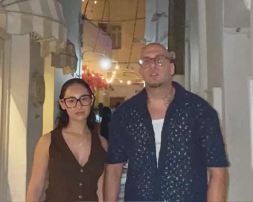 Κλαυδία και Oge: Ρομαντικές στιγμές στην πανέμορφη Νάξο για το ερωτευμένο ζευγάρι (Εικόνα)