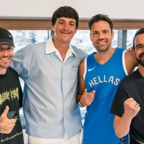 Ο Κωνσταντίνος Αργυρός – Ο πρώτος Έλληνας καλλιτέχνης που εντάσσεται στη No1 δισκογραφική εταιρεία του κόσμου