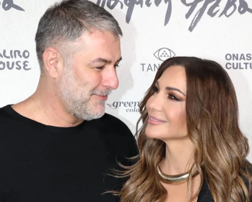 Δέσποινα Βανδή – Βασίλης Μπισμπίκης: H Πασχαλινή απόδραση και το νέο look του ηθοποιού