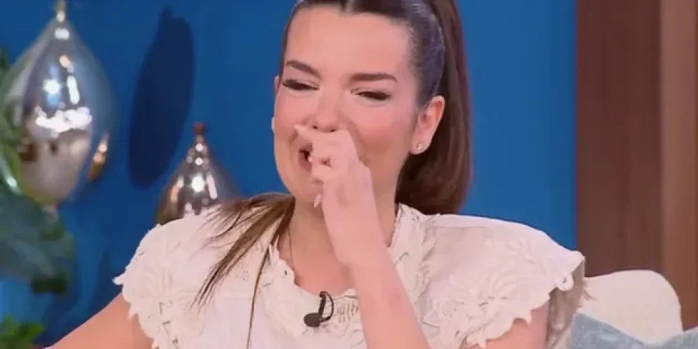 Νικολέττα Ράλλη: «Με τον Μιχάλη έχουμε χωρίσει, αλλά μένουμε μαζί»