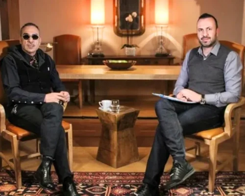 Νότης Σφακιανάκης: O Τάσος Τρύφωνος αποκάλυψε το παρασκήνιο της “κομμένης” συνέντευξης του δημοφιλούς καλλιτέχνη – “Δεν έχουμε μιλήσει από τότε”