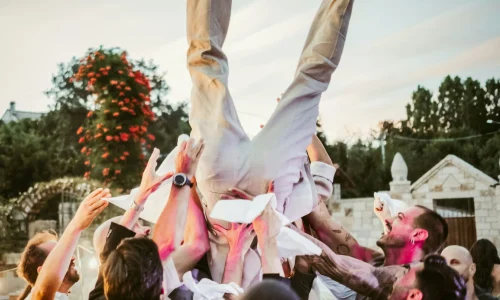 Mελέτη συνδέει τον γάμο με μειωμένο κίνδυνο εμφάνισης καρκίνου