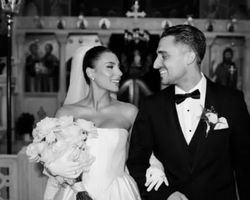 Γάμος Κατσούλη-Ρουμελιώτη: Η στιγμή που του χορεύει ζεϊμπέκικο! Τα δάκρυα του Σάκη