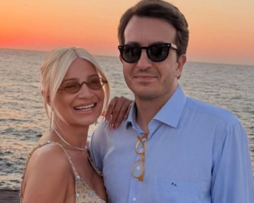Φαίη Σκορδά: Τα νέα τρυφερά στιγμιότυπα με τον Αλέξανδρο Αθανασιάδη από την Πάρο