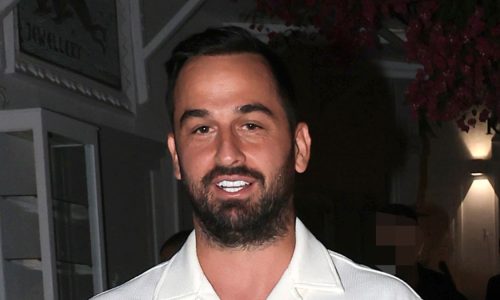 Σοϊλέδης: Οργισμένοι οι επιχειρηματίες της Μυκόνου μετά τις δηλώσεις του – «Συμπεριφέρεται σαν αρπακτικό στο ήδη τραυματισμένο νησί μας»