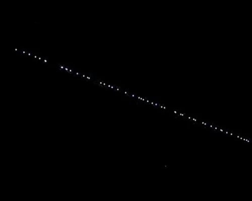 Η εντυπωσιακή «παρέλαση» των δορυφόρων Starlink στον ουρανό της Κύπρου (vid)