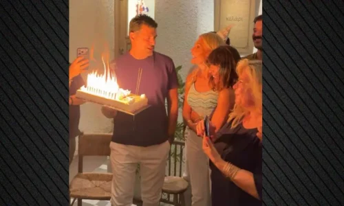 Η εμφάνιση της Νατάσας Θεοδωρίδου στα γενέθλια του συντρόφου της: Η δημόσια ευχή και η αγκαλιά με την κόρη της