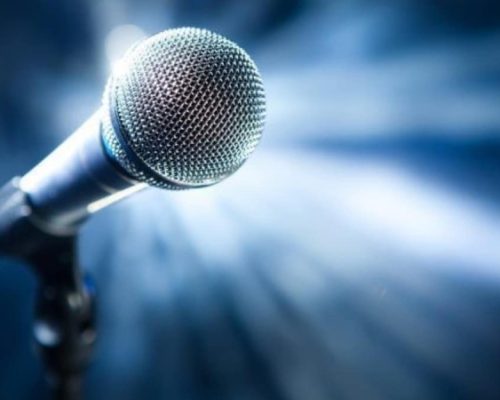 «Βόμβα» στην ελληνική showbiz: Πασίγνωστος Έλληνας τραγουδιστής διατηρεί και δεύτερο διαμέρισμα κρυφά από τη σύζυγό του!