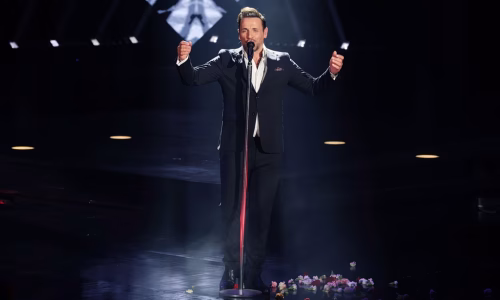 Ελένη Δήμου, Σοφία Βόσσου και Ρία Ελληνίδου με τον Νίκο Βέρτη!