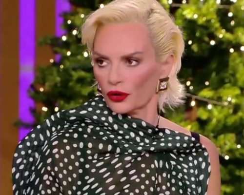 Έλενα Χριστοπούλου: «Θα καταλήξεις κω@χαρτο σε τραπέζια αγνώστων»