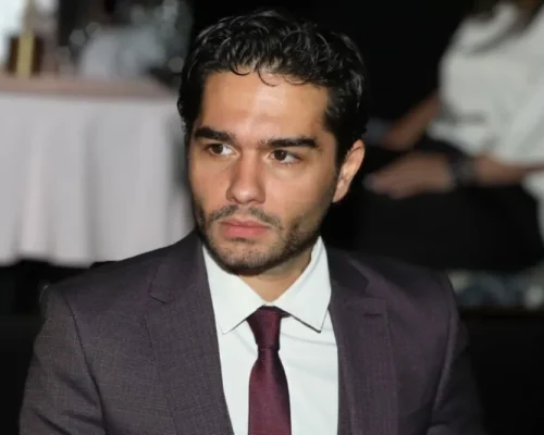 Χρήστος Μάστορας: Θα τραγουδήσει για την ΕΛ.ΑΣ. στις 14 Φεβρουαρίου – Σήμερα στο αυτόφωρο μετά τη σύλληψη για επικίνδυνη οδήγηση υπό την επήρεια αλκοόλ