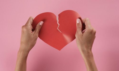 Χωρισμός «βόμβα» για ένα από τα πιο προβεβλημένα ζευγάρια των media – Τον έπιασε τσακωτό με την ερωμένη του