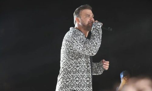 Πλημμύρισε η Αγία Νάπα για τον Γιώργο Σαμπάνη – Πάνω από 10.000 κόσμος στον Κατακλυσμό! (Φωτό & βίντεο)