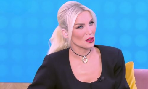Κατερίνα Καινούργιου: Άκουσα πάρα πολλά που έγινα μητέρα στα 41 μου, κρίνουν ακόμα κι αυτό