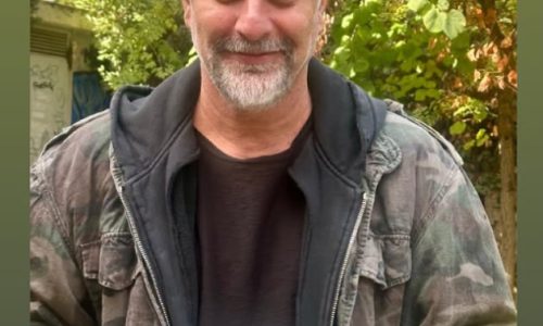 Ο Βασίλης Μπισμπίκης έκλεισε τα 49: Το «Birthday boy» και η φωτογραφία με την τούρτα