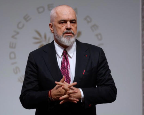 Ράμα: «Οι Έλληνες νομίζουν ότι είναι απόγονοι του Πλάτωνα και του Αριστοτέλη, αλλά δεν είναι»