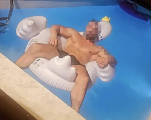 Η χλιδάτη ζωή του 33χρονου influencer που συνελήφθη για την έκδοση 16χρονων μέσω «ροζ» αγγελιών